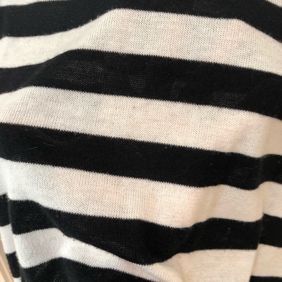 FREE with purchase: Sweater, V neck, blk & white stripe, Sz L - Picture 6 of 8